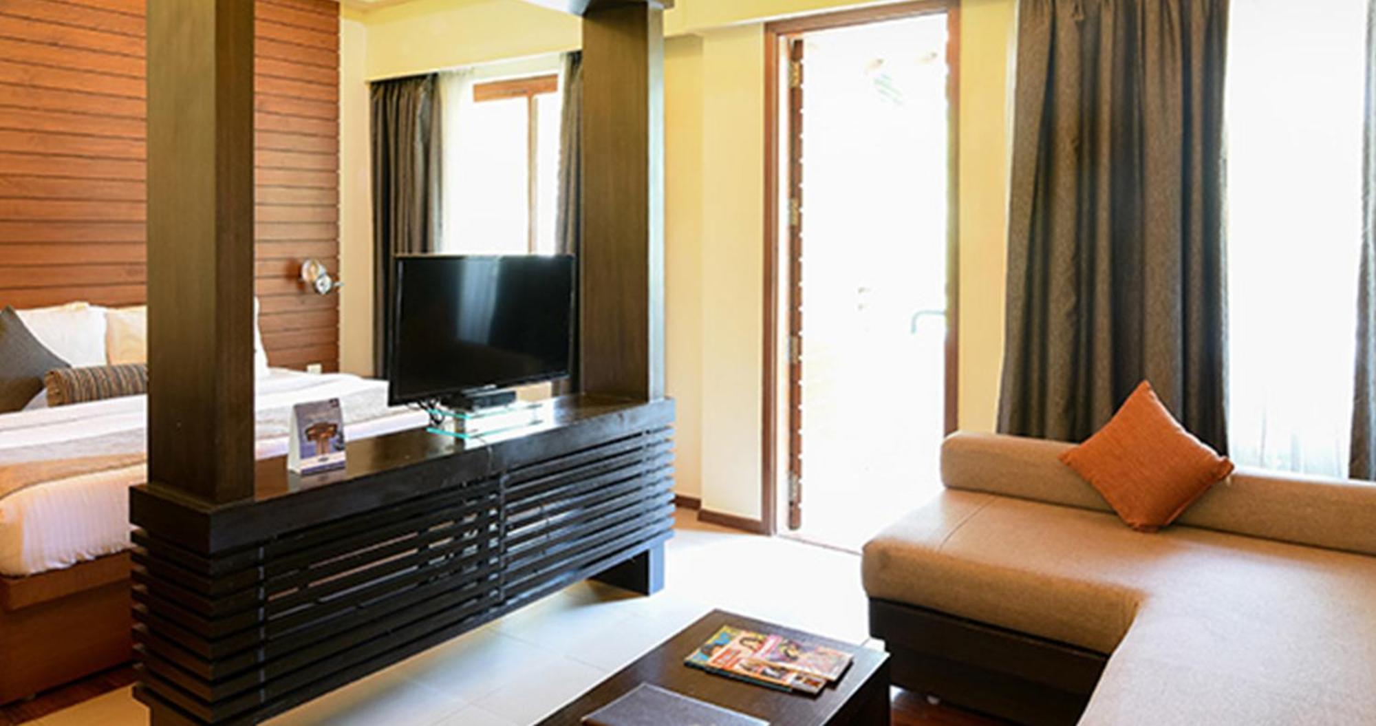 The Golkonda Resort And Spa Χιντεραμπάντ Εξωτερικό φωτογραφία